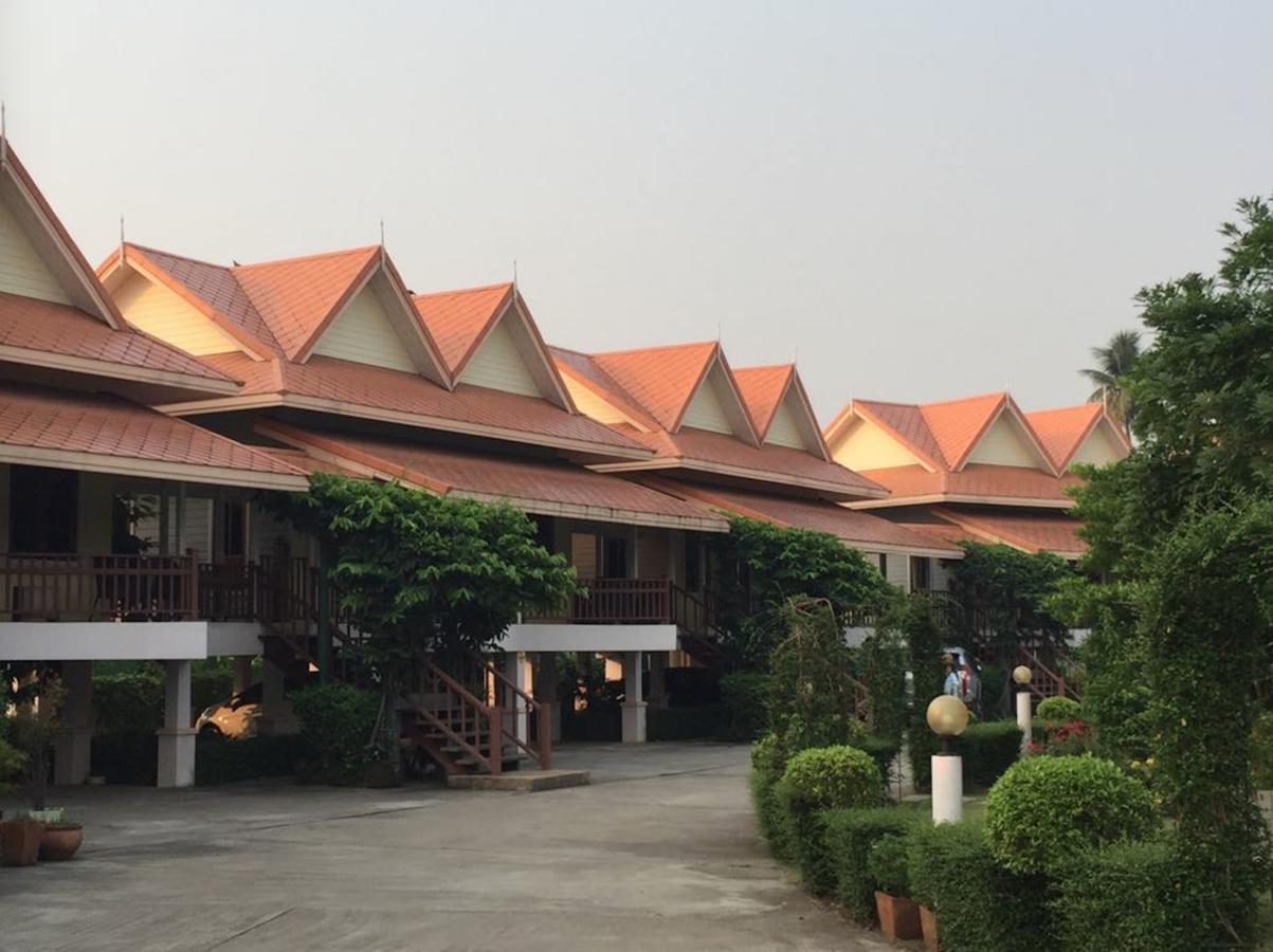 Maeping Mango Riverside Resort Kamphaeng Phet Dış mekan fotoğraf