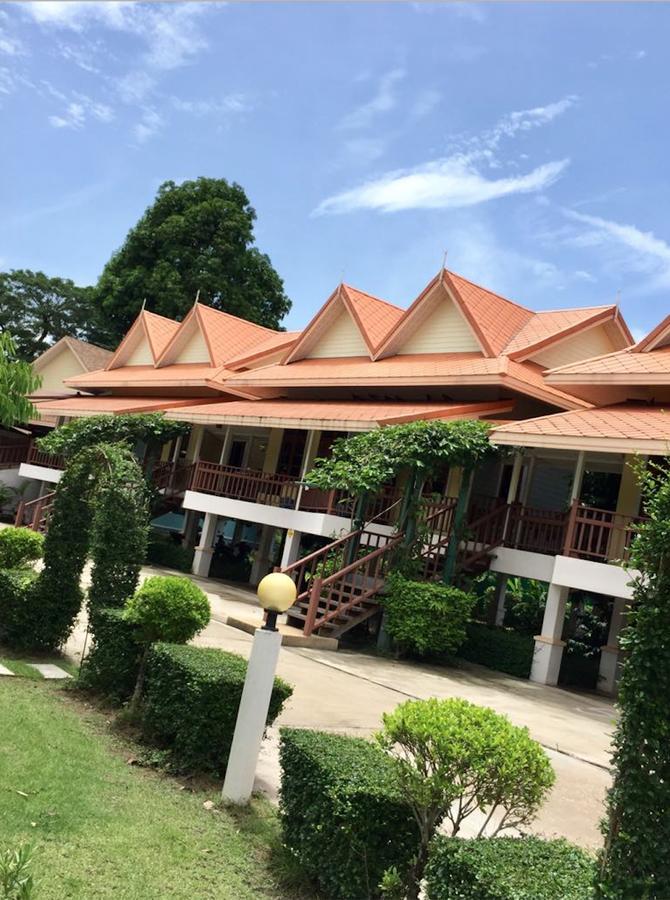 Maeping Mango Riverside Resort Kamphaeng Phet Dış mekan fotoğraf
